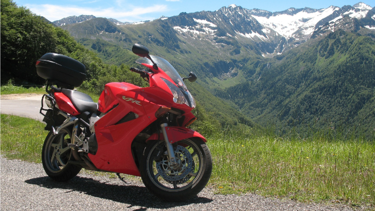 Exploring the Honda VFR: A Legendary Balance of Performance and