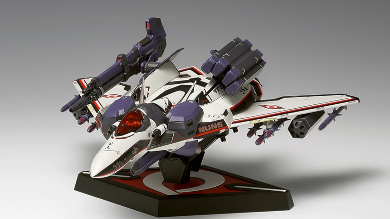 The Wave MC076 VF-171EX Armored Nightmare Plus Alto Machine: A Closer Look at Its Design and Features