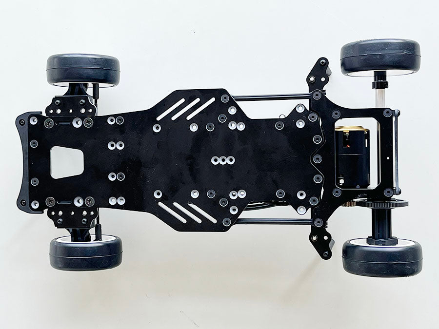 Kawada M5103 M500GT3 Chassis Kit 1/10 DD Car FRP Chassis (TC Rubber Tires) - BanzaiHobby