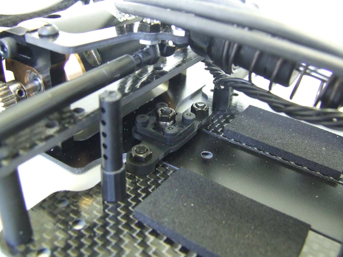 Kawada M334 M300GT2R Chassis Kit 1/12 DD Car Carbon Chassis (Mini Rubber Tires) - BanzaiHobby