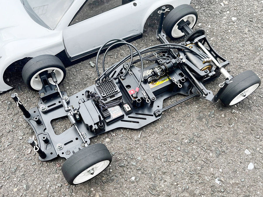 Kawada M5103 M500GT3 Chassis Kit 1/10 DD Car FRP Chassis (TC Rubber Tires) - BanzaiHobby