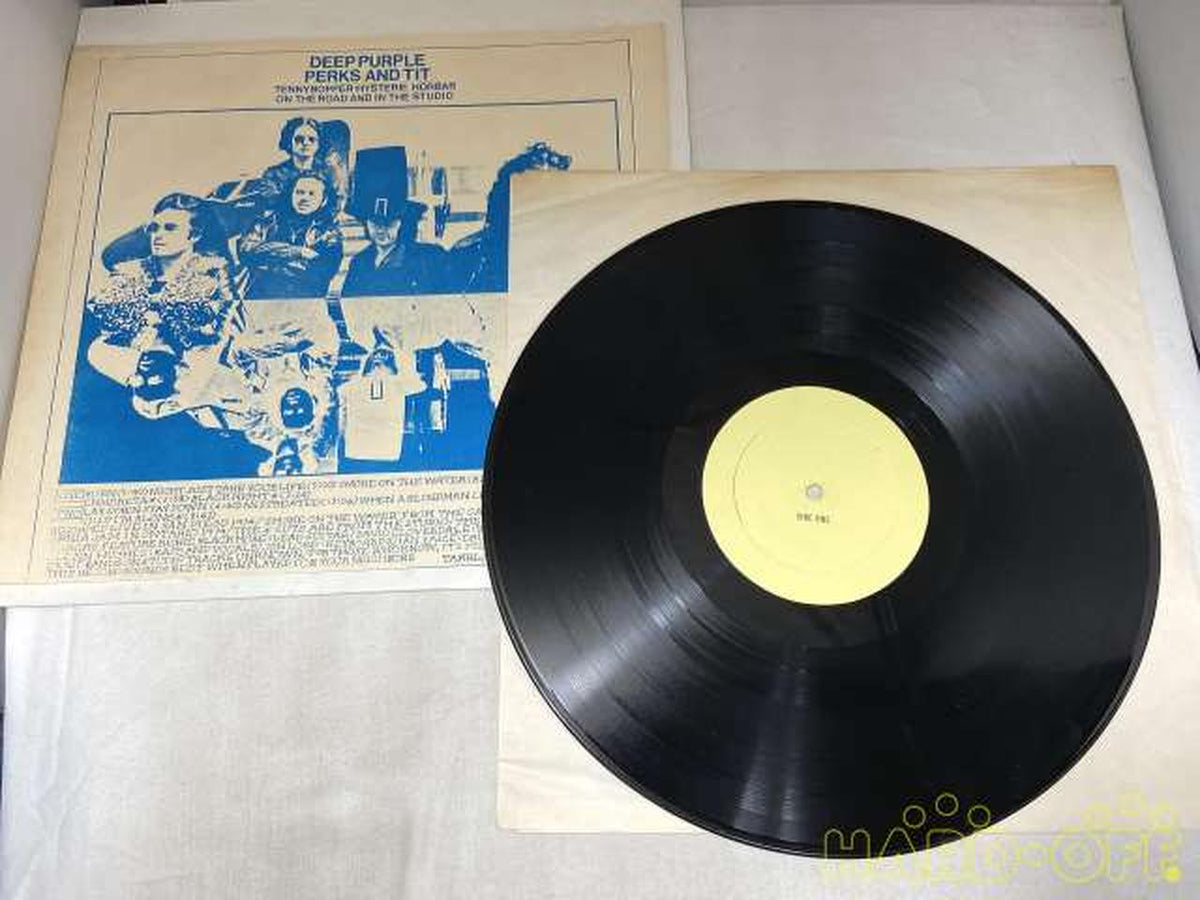 - LP record DEEP RURPLE PERKS AND TIT