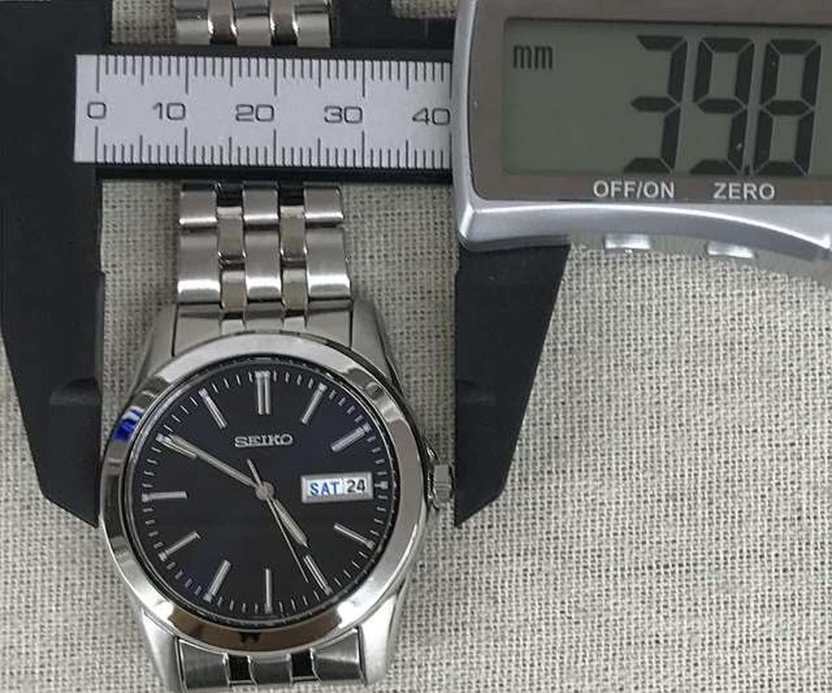SEIKO Quartz Wristwatch 7N43-0AM0 - Banzai Thrifting | BanzaiHobby
