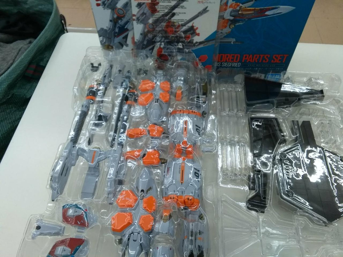 BANDAI DX Chogokin VF-31S Siegfried VF-31S1