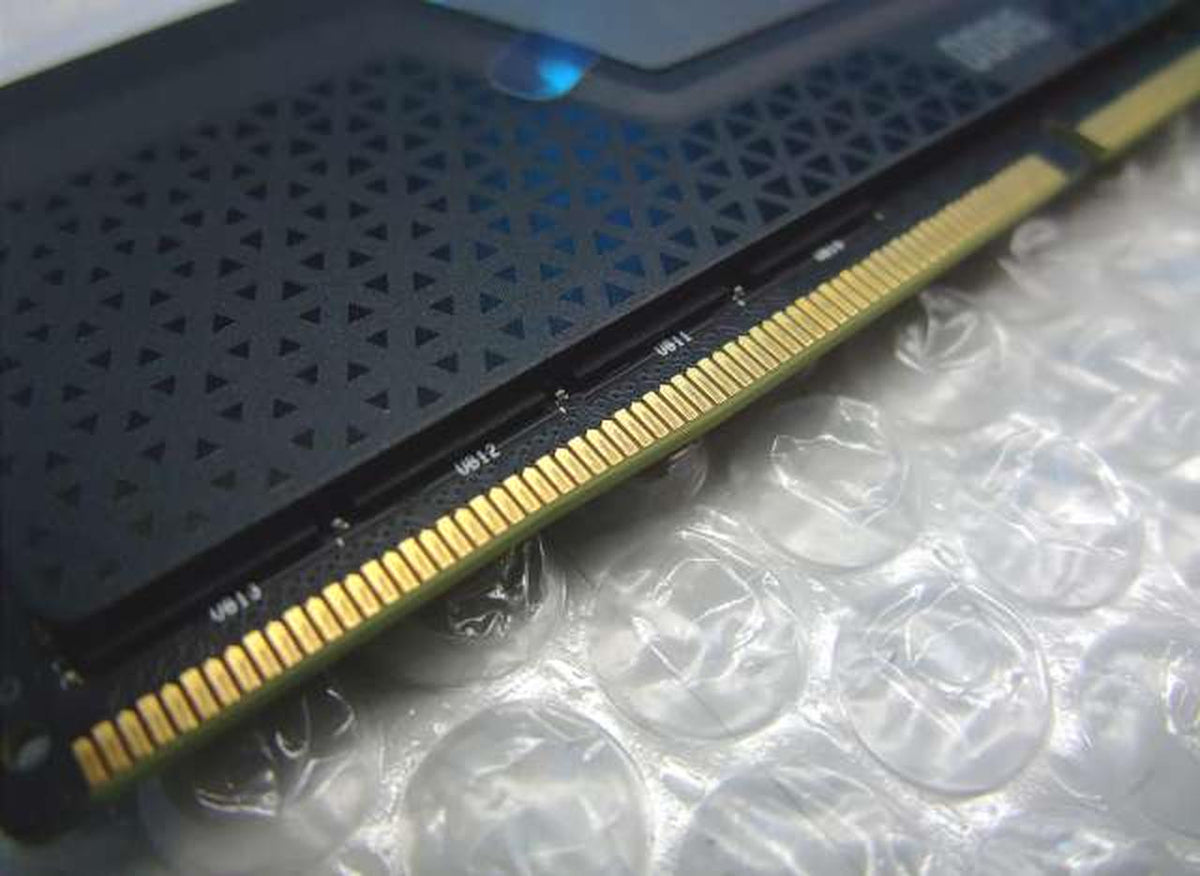 CORSAIR Memory CMH64GX5M2B6000C40 for desktop PCs