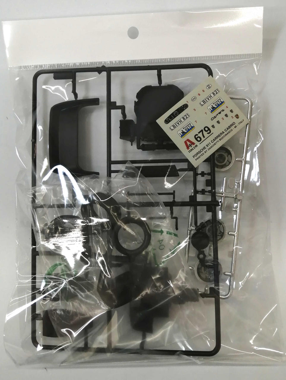 NO ID ITALE 1/24 Porsche 911 Carrera Cabrio '94 1/24 Porsche 911 Carrera Cabrio '94 - Banzai Thrifting | BanzaiHobby
