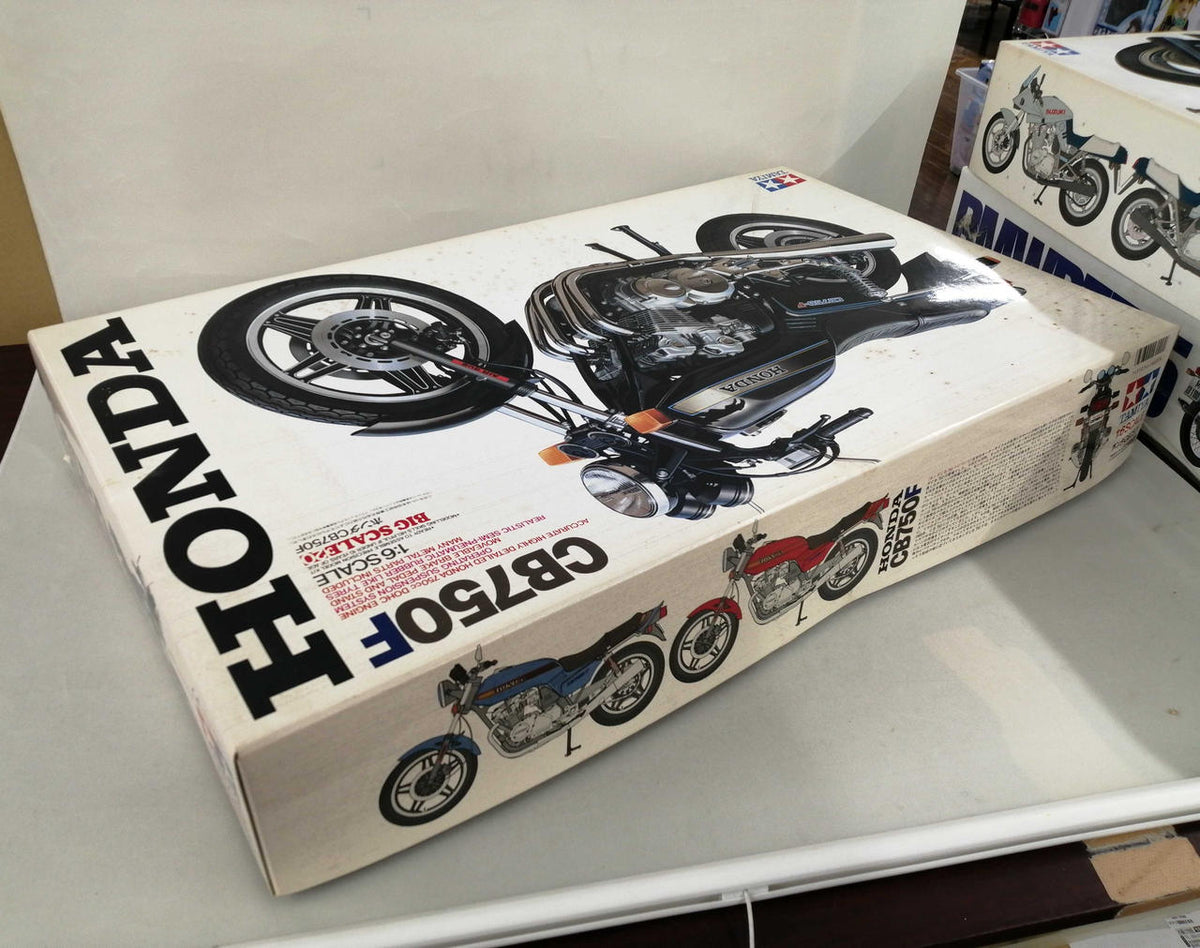 TAMIYA 1/6 Scale Honda CB750F - Banzai Thrifting | BanzaiHobby
