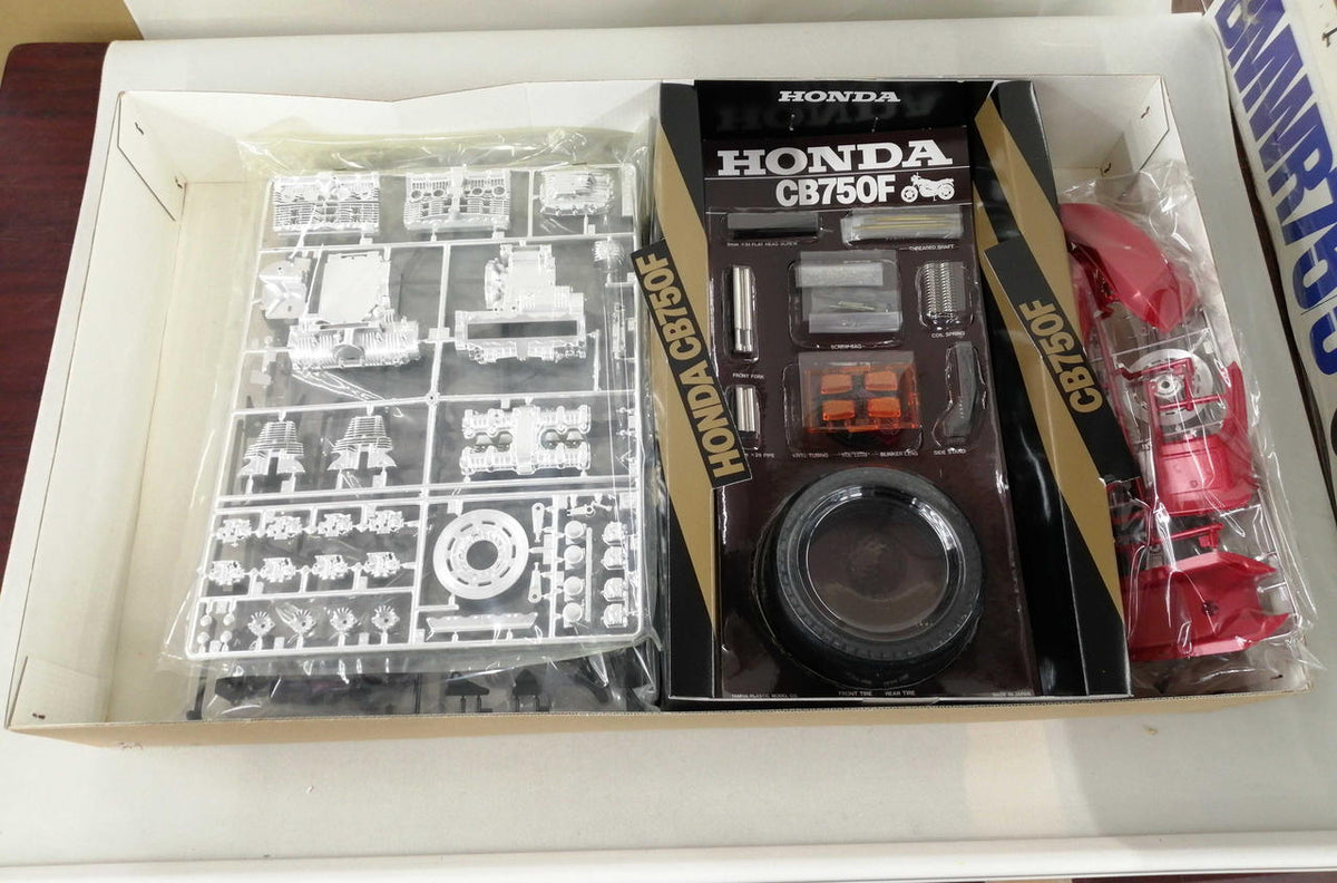 TAMIYA 1/6 Scale Honda CB750F - Banzai Thrifting | BanzaiHobby