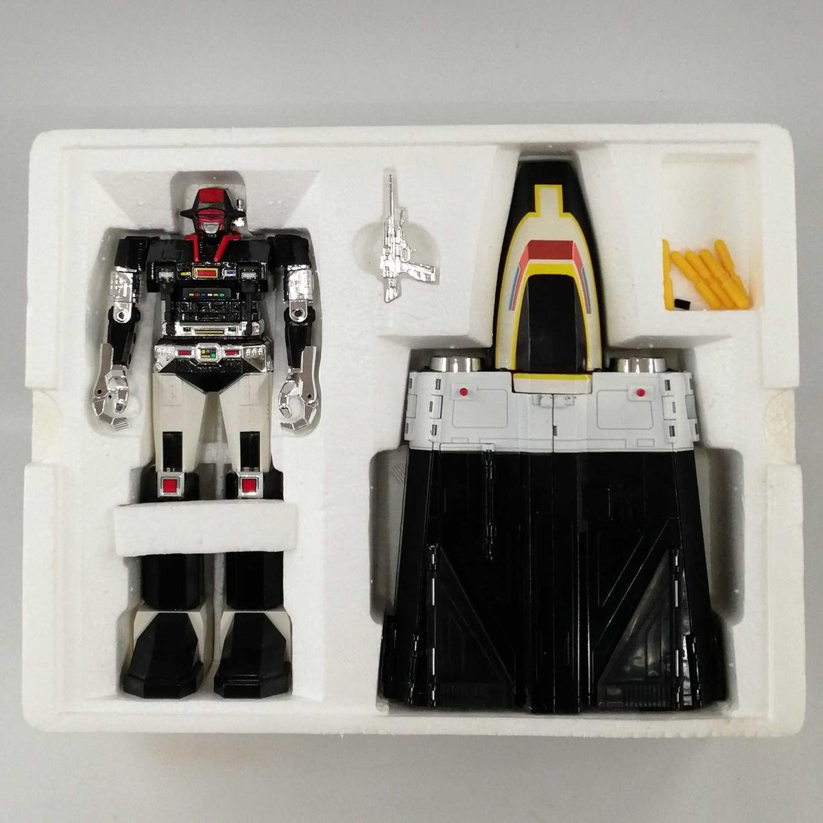 BANDAI DX Chogokin Star Musketeer Bismarck