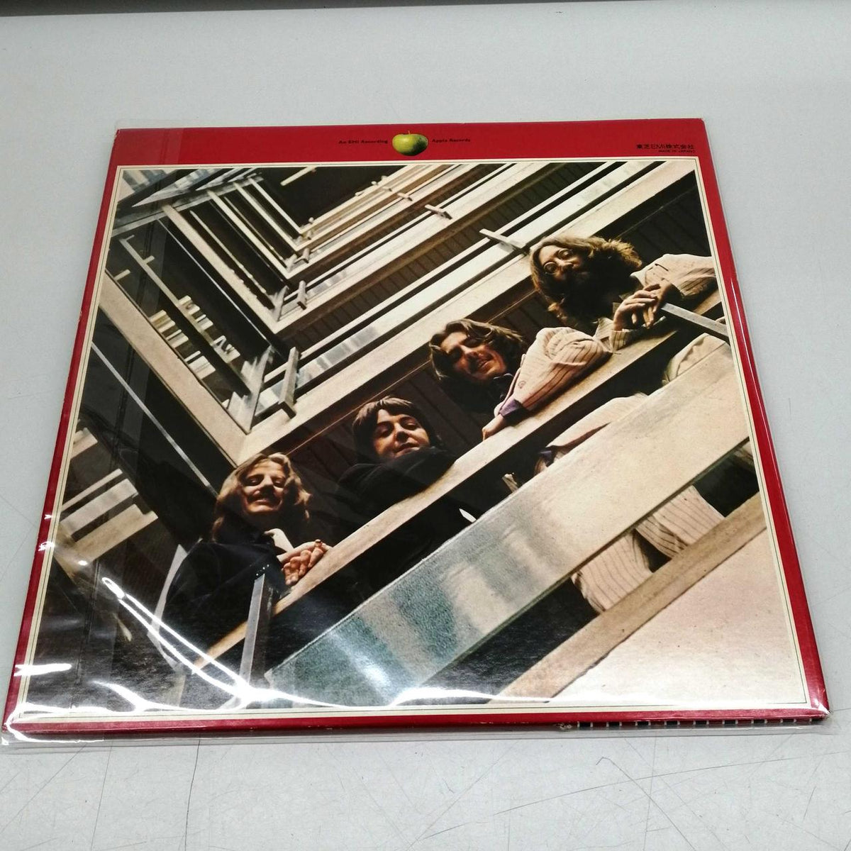 APPLE Record THE BEATLES/1962-1966
