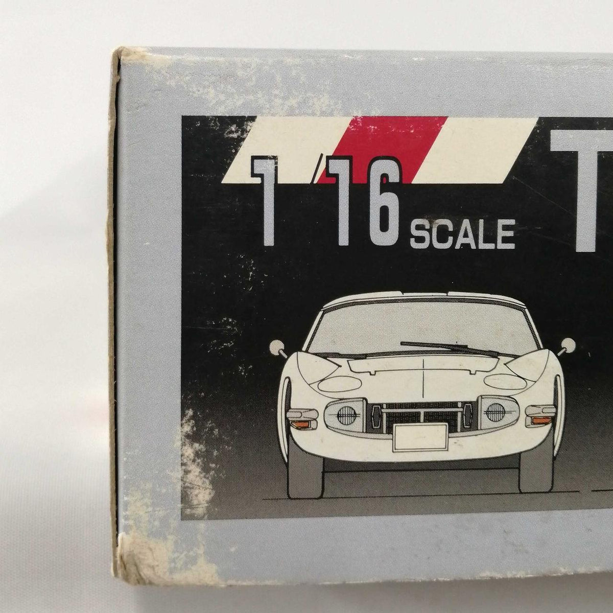 FUJIMI 1/16 scale plastic model TOYOTA 2000GT ENTHUSIAST MODEL - Banzai Thrifting | BanzaiHobby