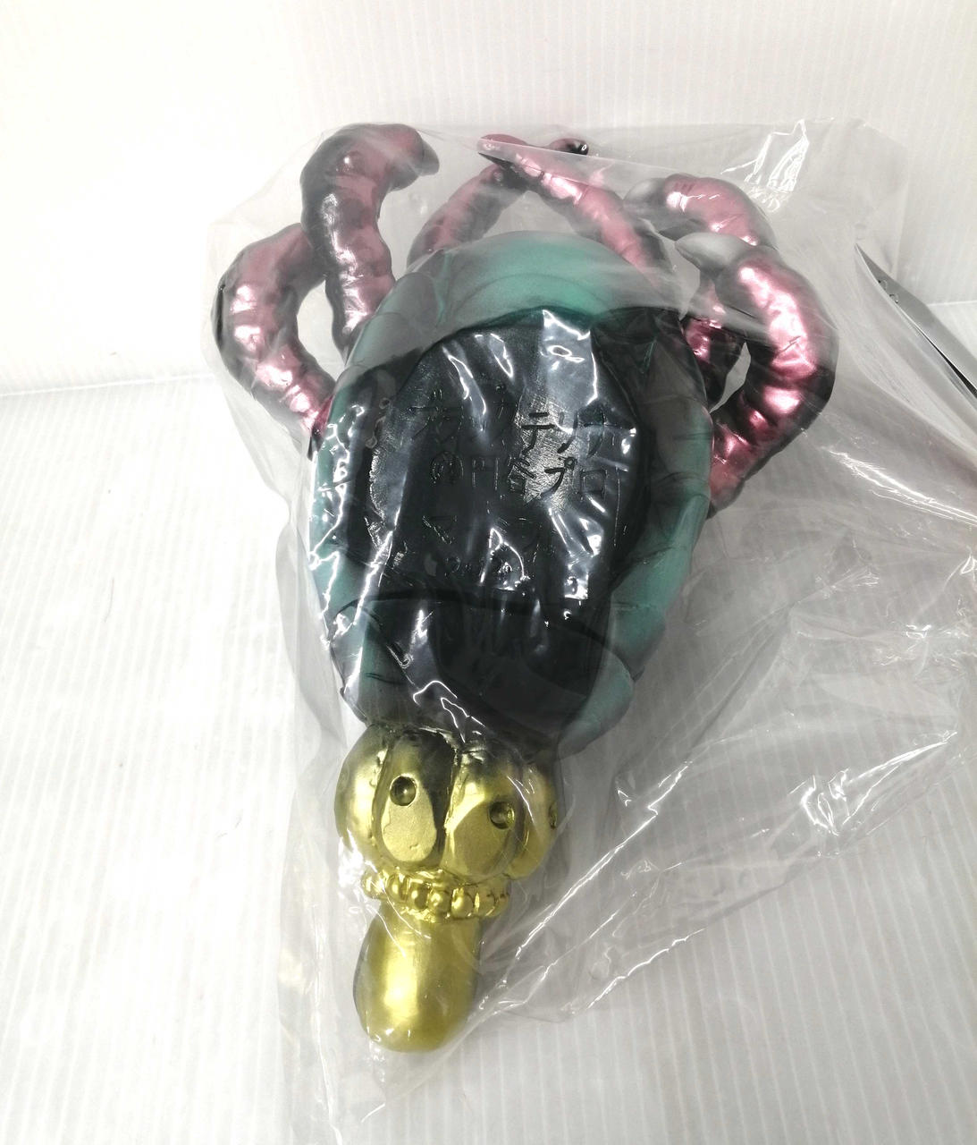Marmit Soft Vinyl Black Terina