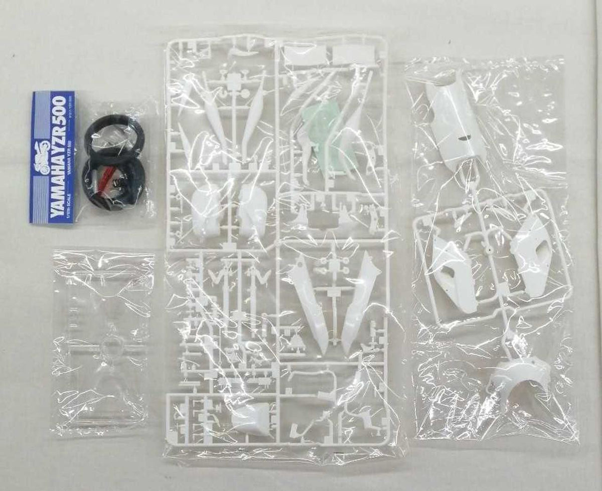 TAMIYA 1/12 Motorcycle Series Red Bull Yamaha WCM YZR500'99 - Banzai Thrifting | BanzaiHobby