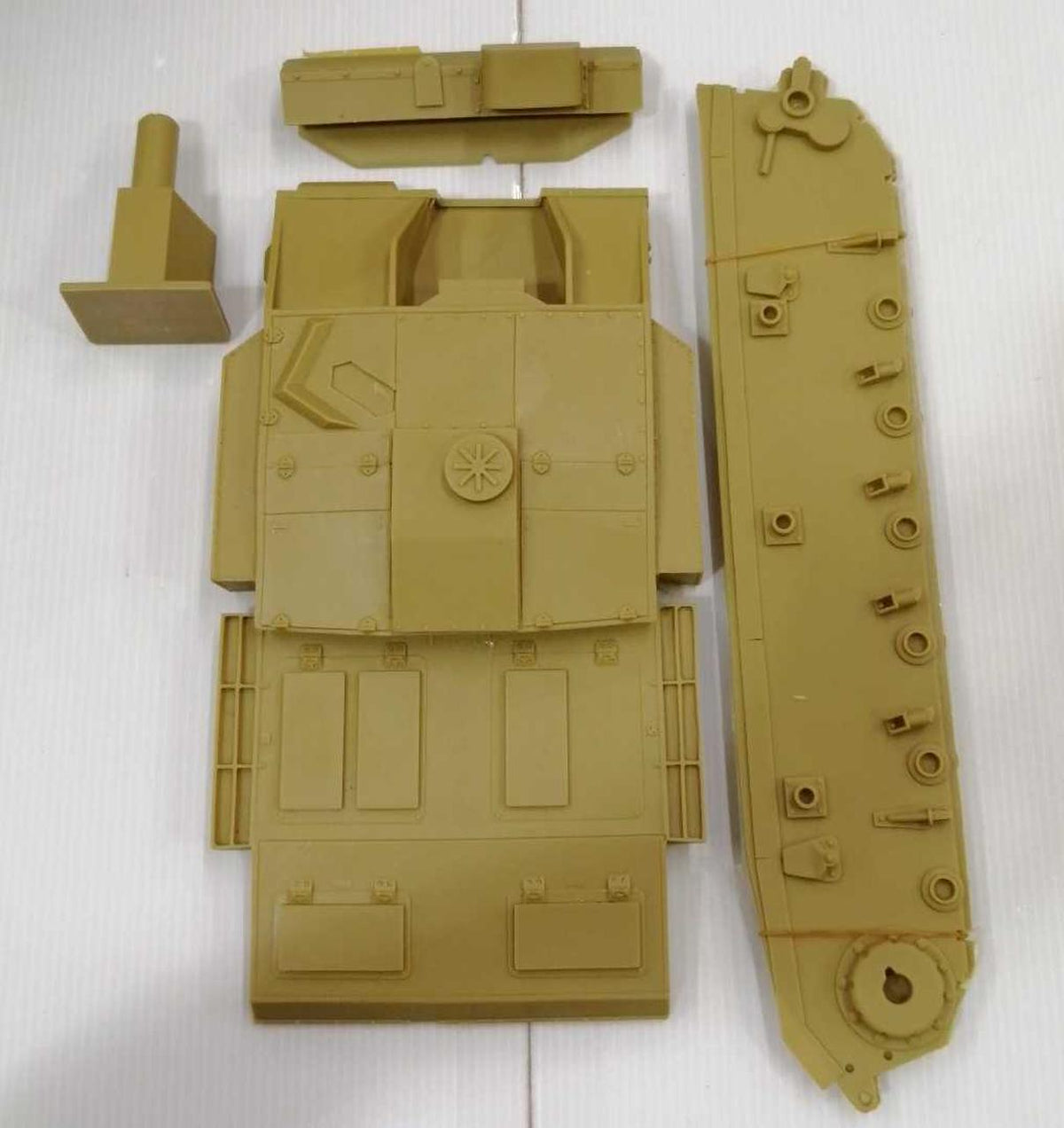 Burlinden Productions 1/15 STURMGESCHUTZ 3 III Assault Gun - Banzai Thrifting | BanzaiHobby