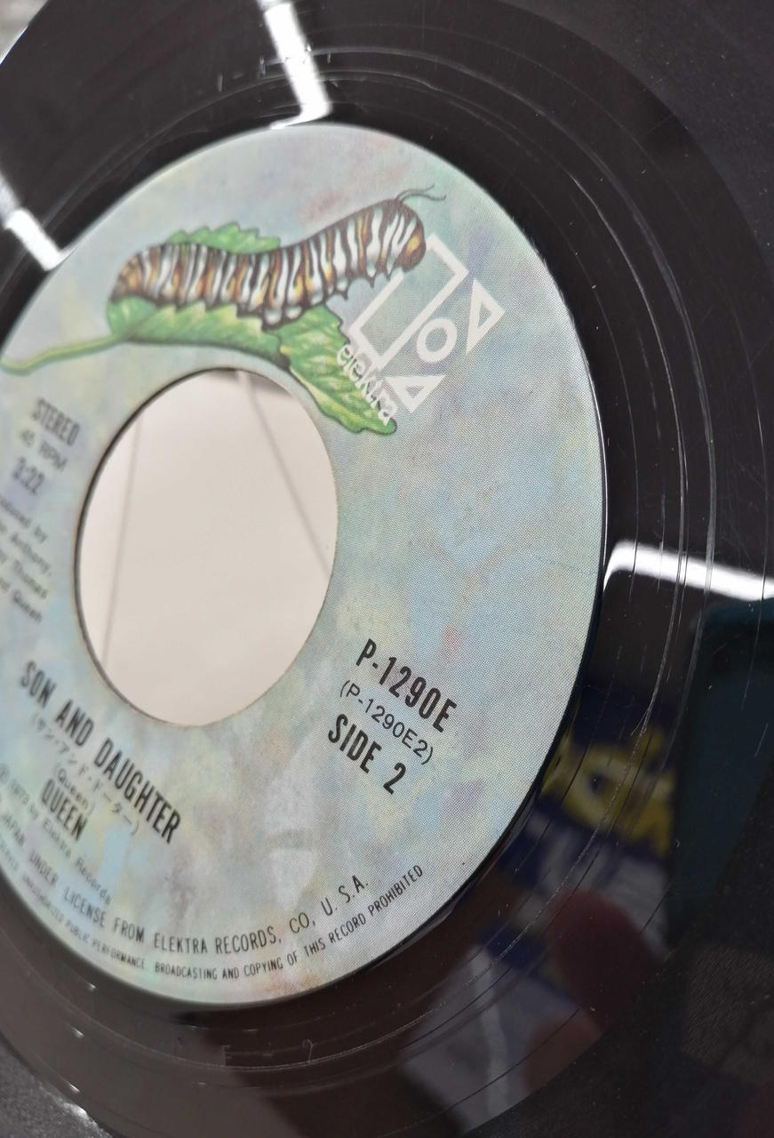 ELEKTRA Flame of Rock 'n' Roll / QUEEN P-1290E
