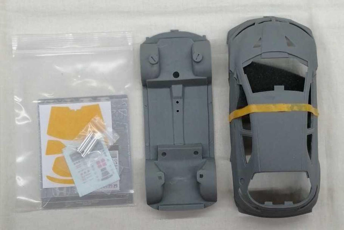 ZOOMON 1/24 Scale Resin Kit Honda Civic FN2 Mugen - Banzai Thrifting | BanzaiHobby