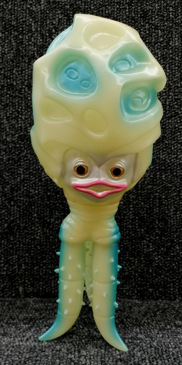 M1 Retro Soft Vinyl Chibull Alien Luminous VER.