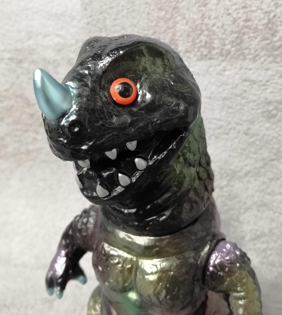 RAI SOFUBI Soft Vinyl Superstar Dinosaur