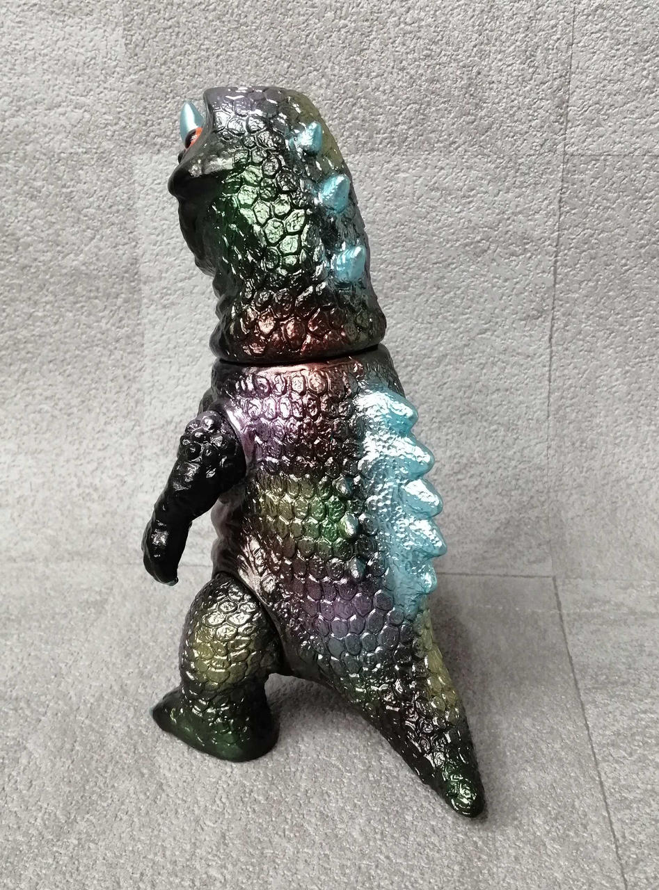 RAI SOFUBI Soft Vinyl Superstar Dinosaur