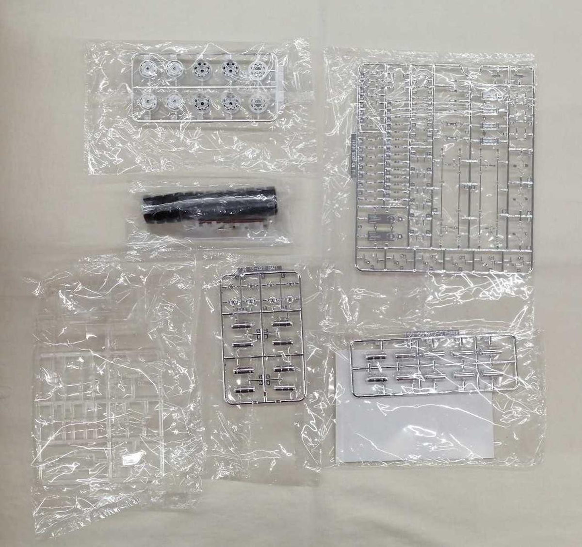Qingdao Cultural Teaching Materials Company 1/32 Scale Hino Profia FW Nihon Transport
