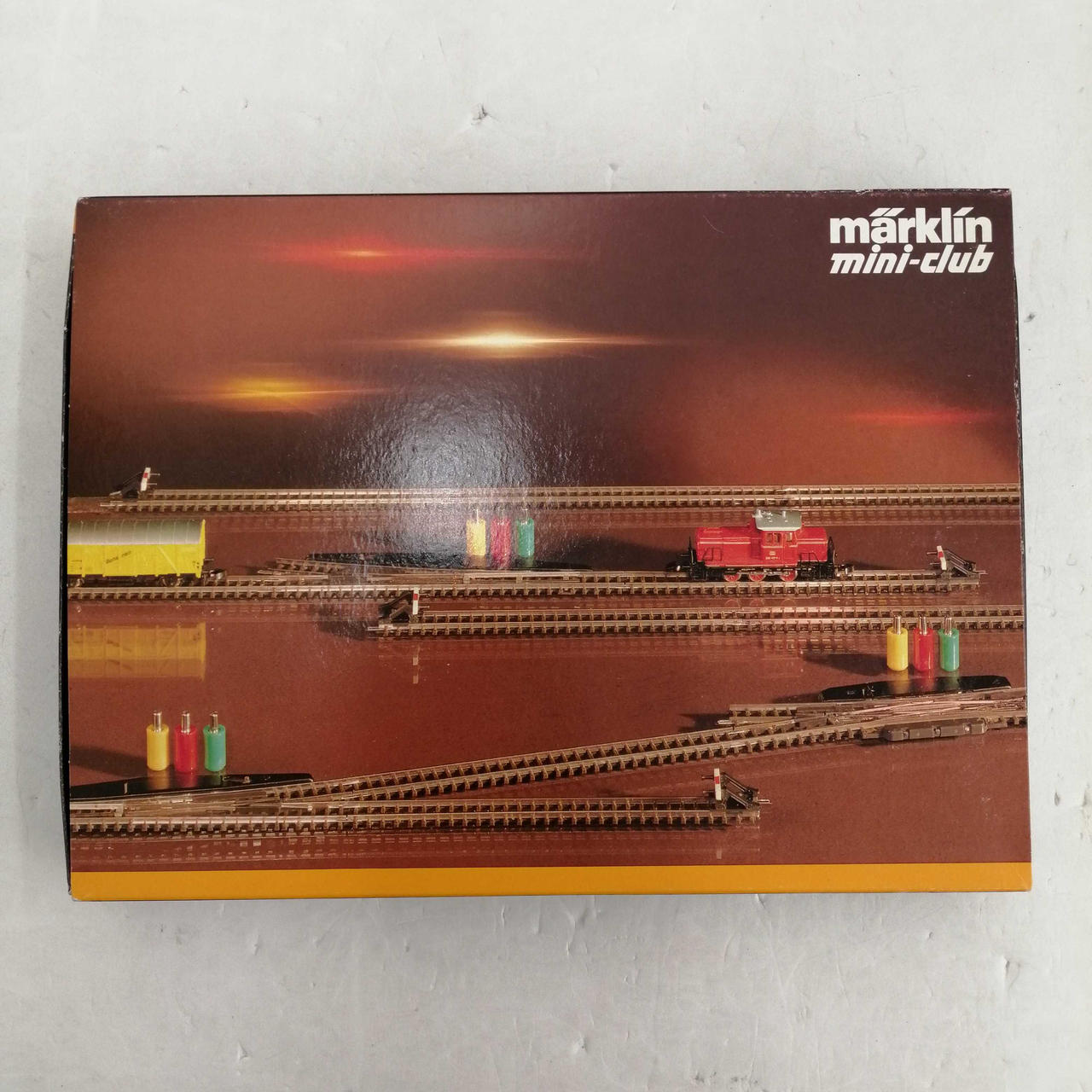 メルクリンZゲージ 拡張レールセット 8194 SET-T3 MARKLIN Z Gauge Expansion Rail Set 8194 SET-T3 – BanzaiHobby