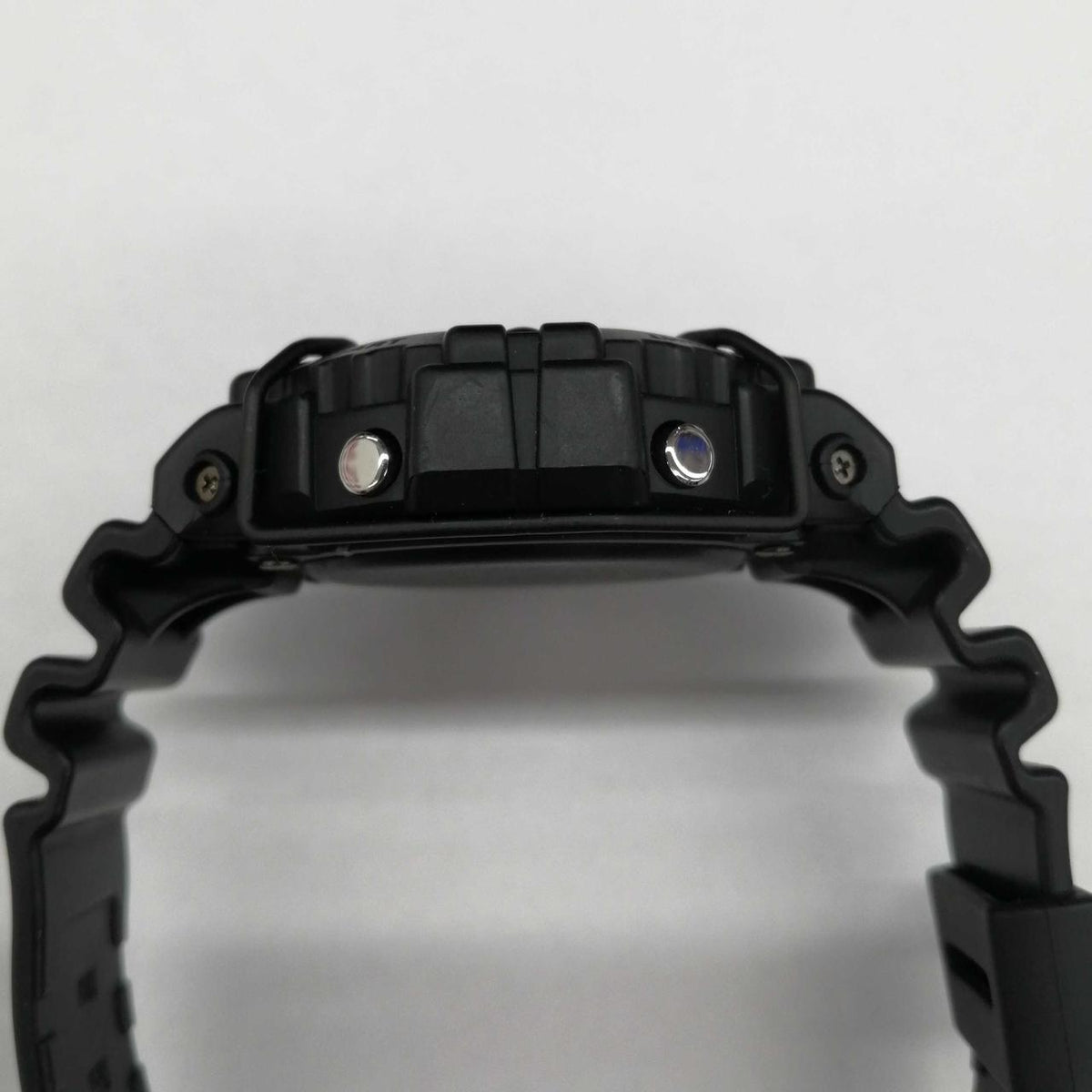 CASIO G-SHOCK DW-5900NH