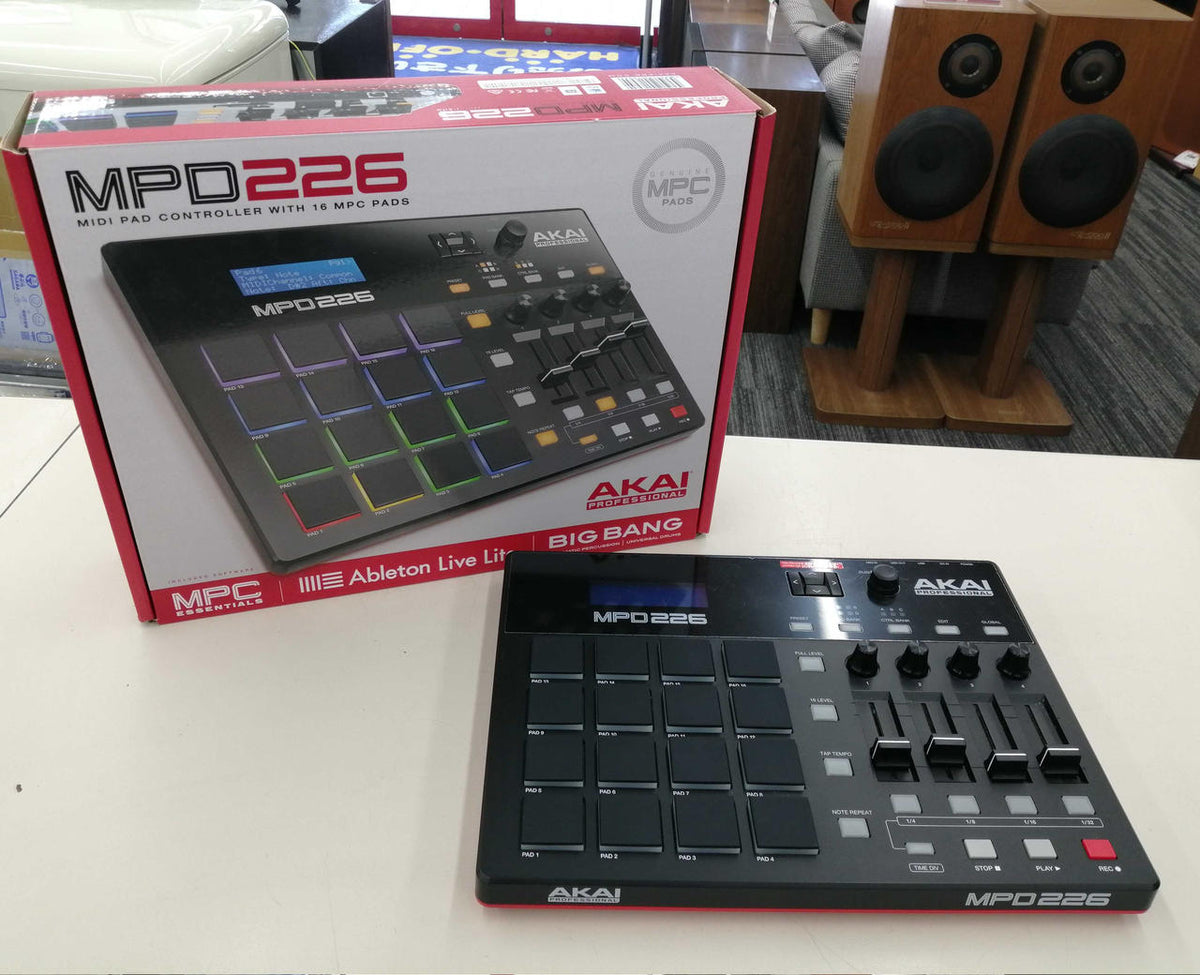 AKAI MIDI Controller MPD226