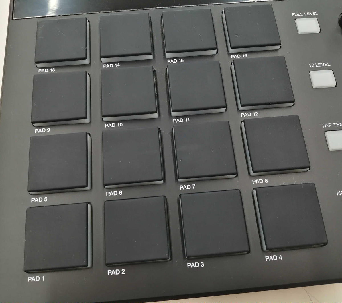 AKAI MIDI Controller MPD226