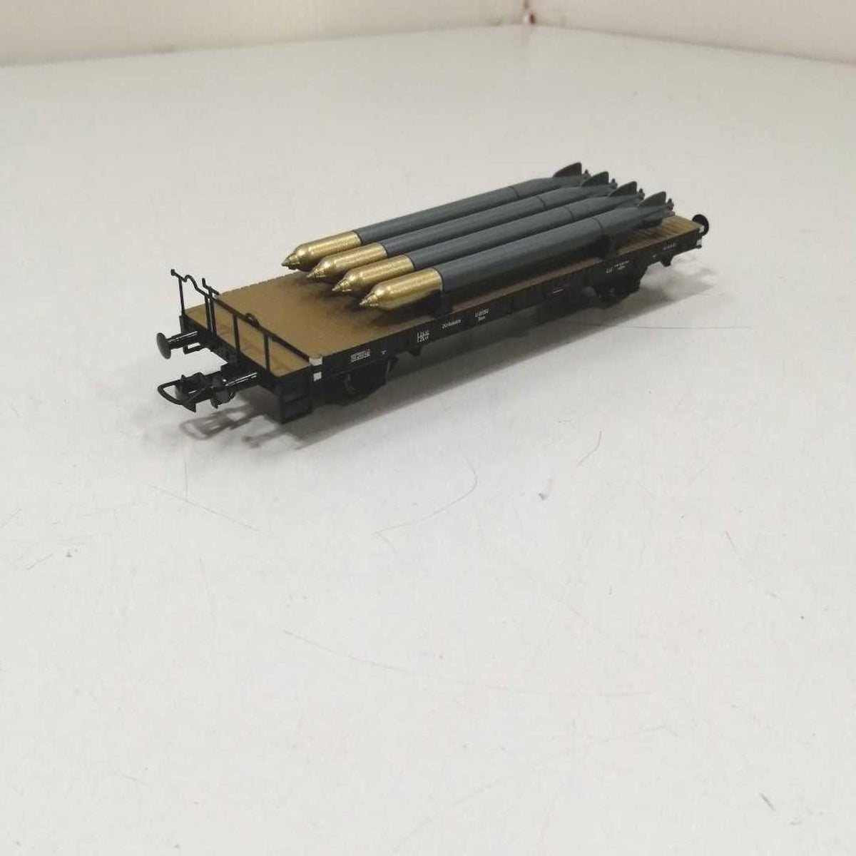 LILIPUT L240069 U-boat DR freight car set
