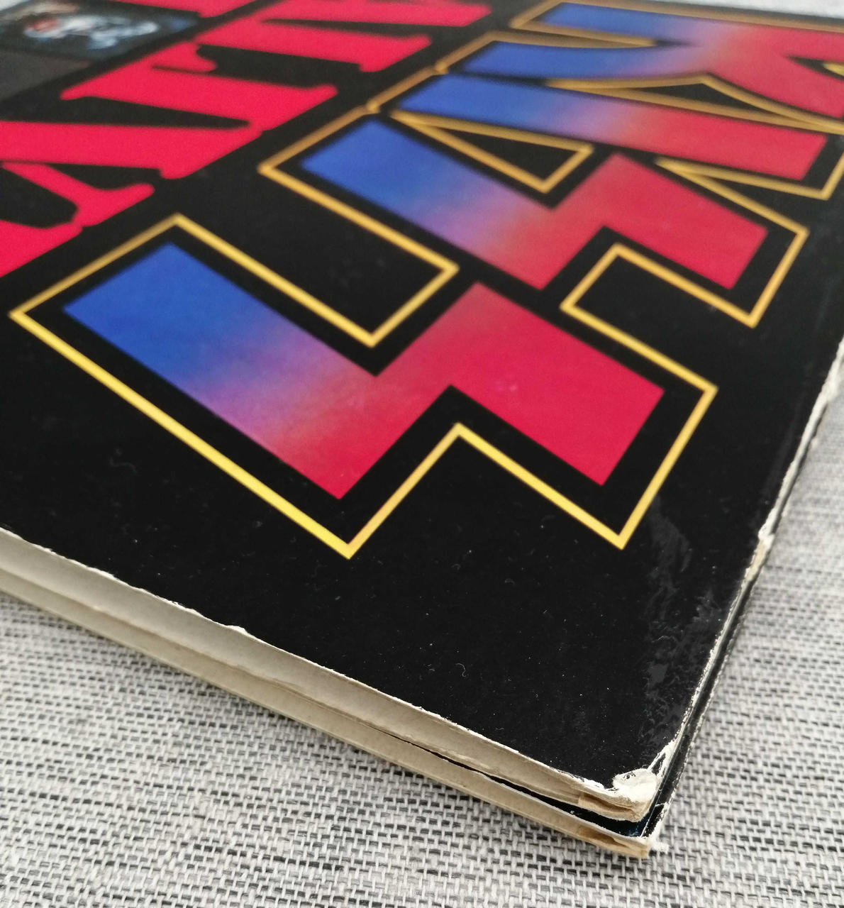 VICTOR KISS/ALIVE II VIP-9529~30 - Banzai Thrifting | BanzaiHobby