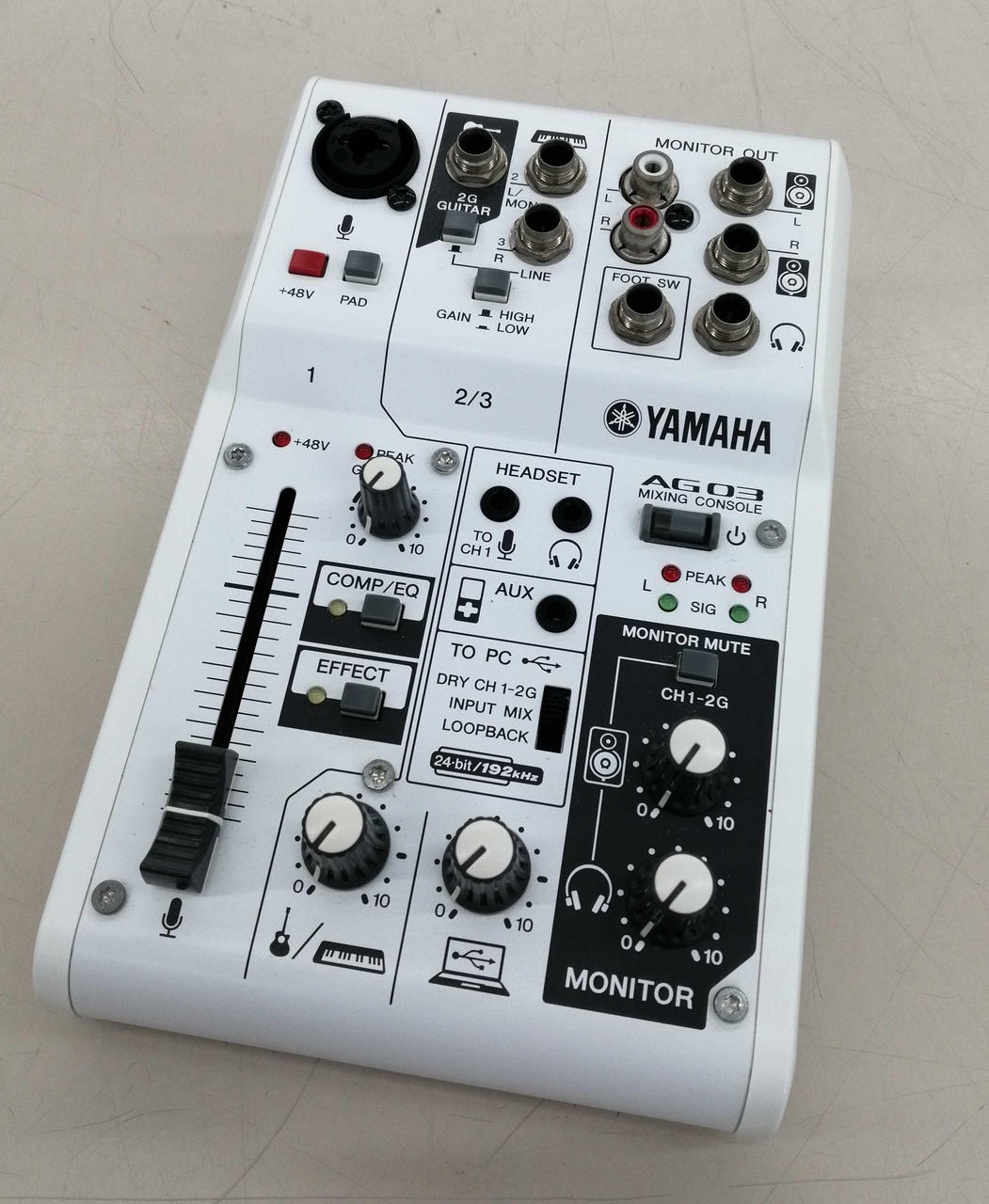 YAMAHA Mixer AG03 - Banzai Thrifting | BanzaiHobby