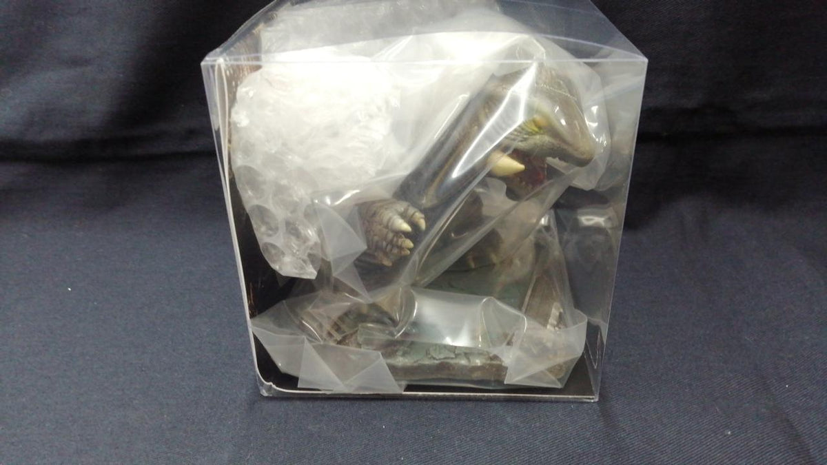 Sikarna Workshop Soft Vinyl Gamera 1999 CUBE (Trauma Color Ver.) with Base