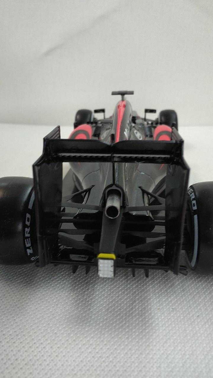 EBBRO 1/20 SCALE Plastic Kit Painted Finished Product MCLAREN HONDA MP4-30 2015 JAPA - Banzai Thrifting | BanzaiHobby