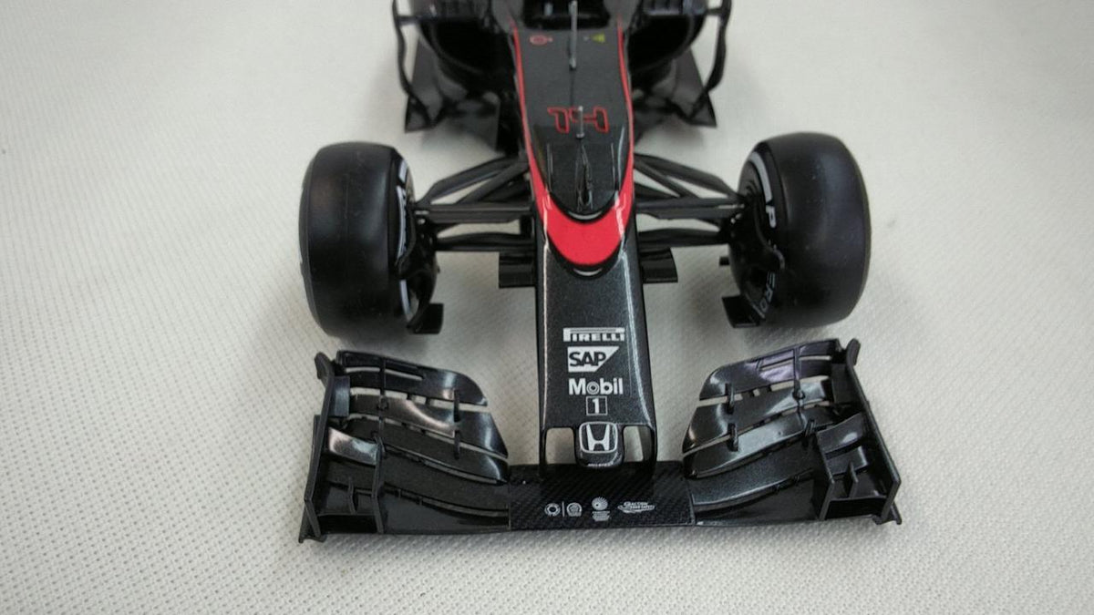 EBBRO 1/20 SCALE Plastic Kit Painted Finished Product MCLAREN HONDA MP4-30 2015 JAPA - Banzai Thrifting | BanzaiHobby