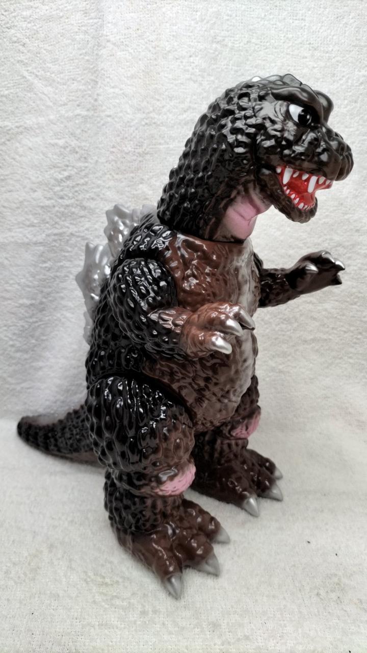MEDICOM TOY Godzilla & Mothra Larva Soft Vinyl Anraku Yasusaku