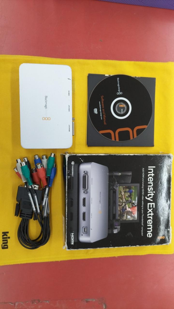 BLACKMAGIC DESIGN Video Capture: INTENSITYEXTREME