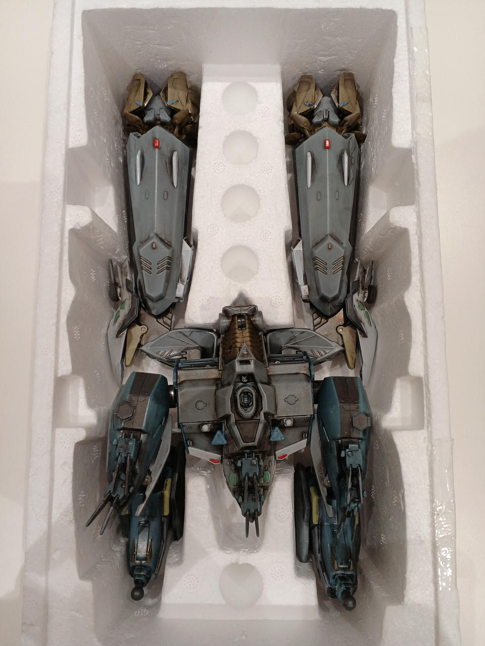 BANDAI DX Chogokin GE-48 S.M.S Variable Attack Space Carrier Macross Quarter