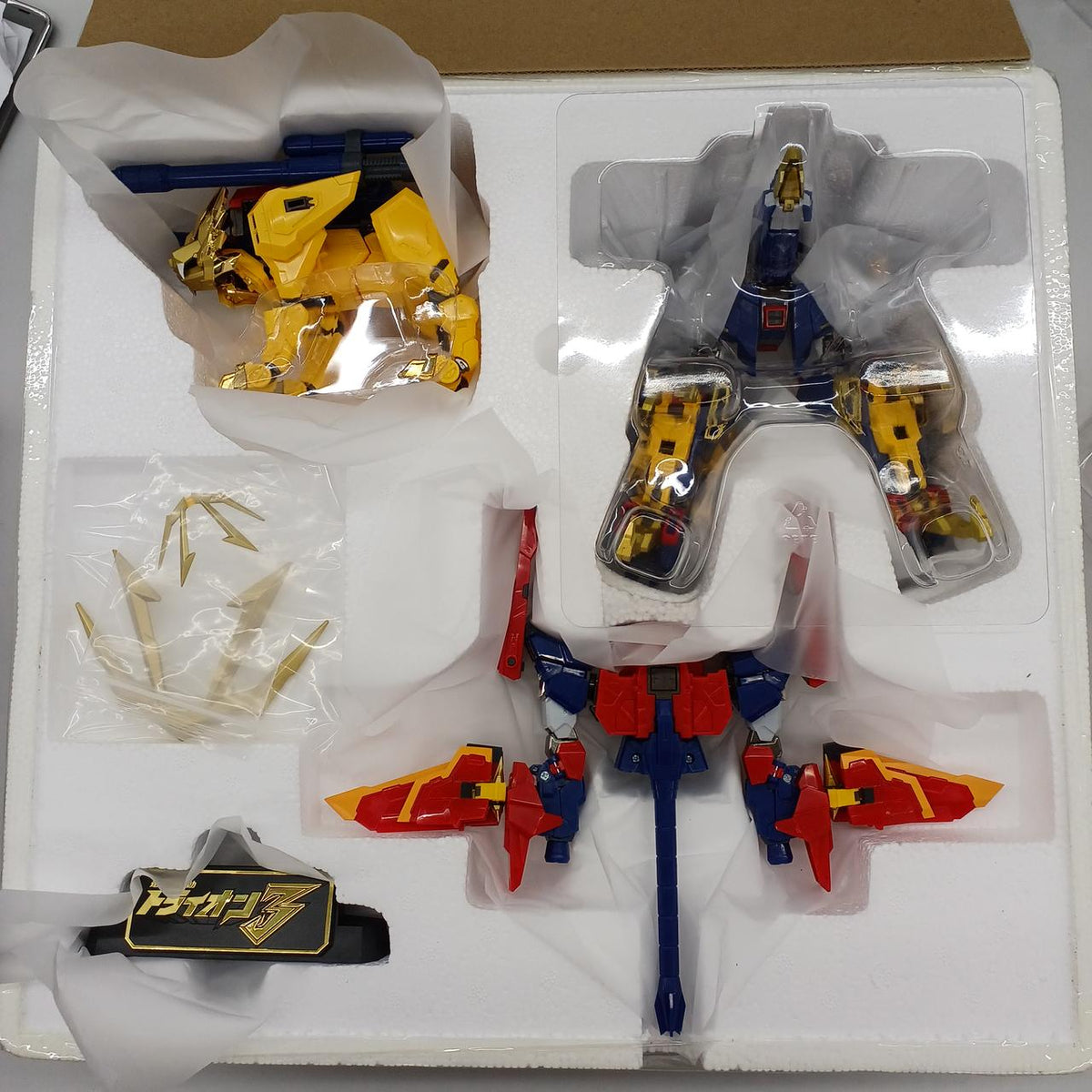 BANDAI Chogokin Soul: Strongest Mobile Trion 3