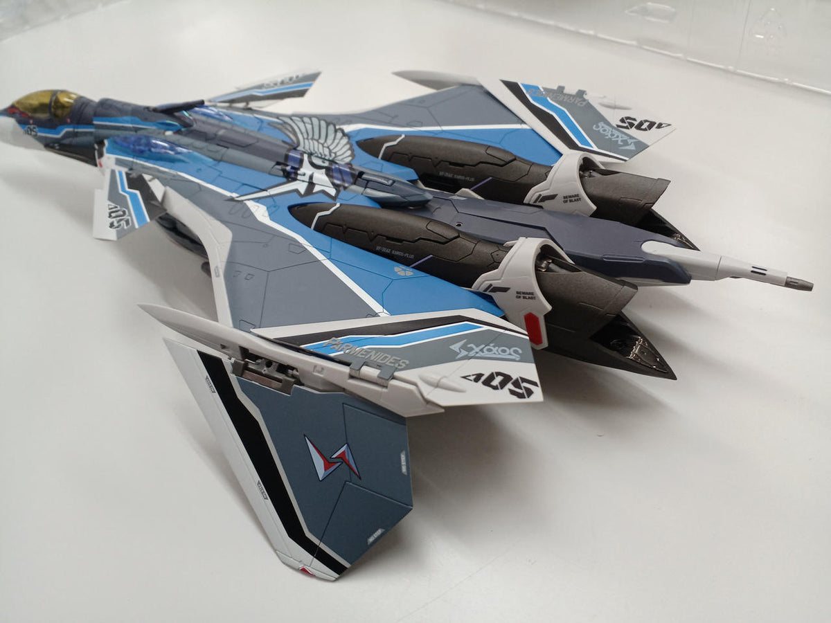 BANDAI DX Chogokin VF-31AX Kairos Plus (Hayate Immelmann's Unit)