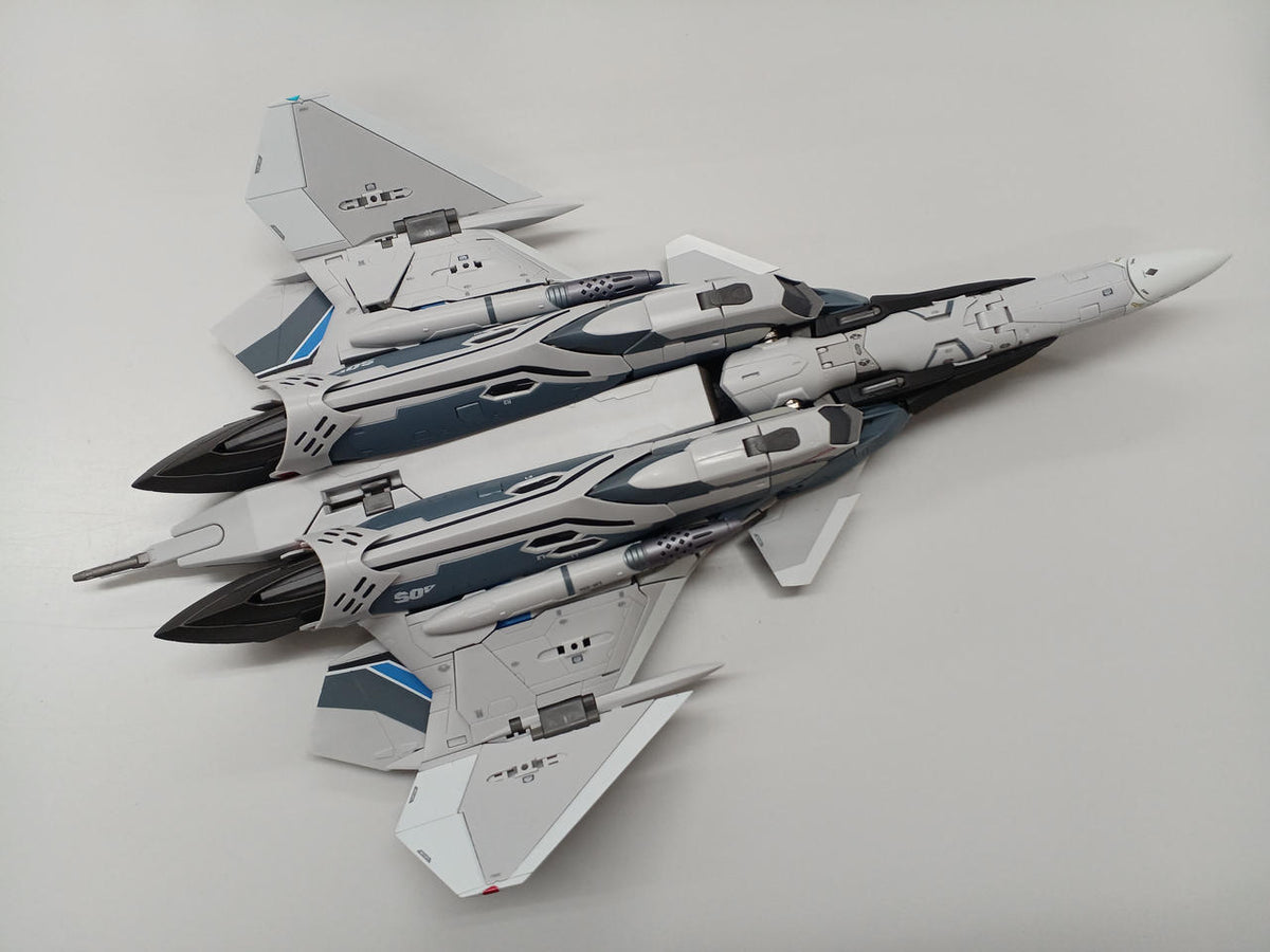 BANDAI DX Chogokin VF-31AX Kairos Plus (Hayate Immelmann's Unit)