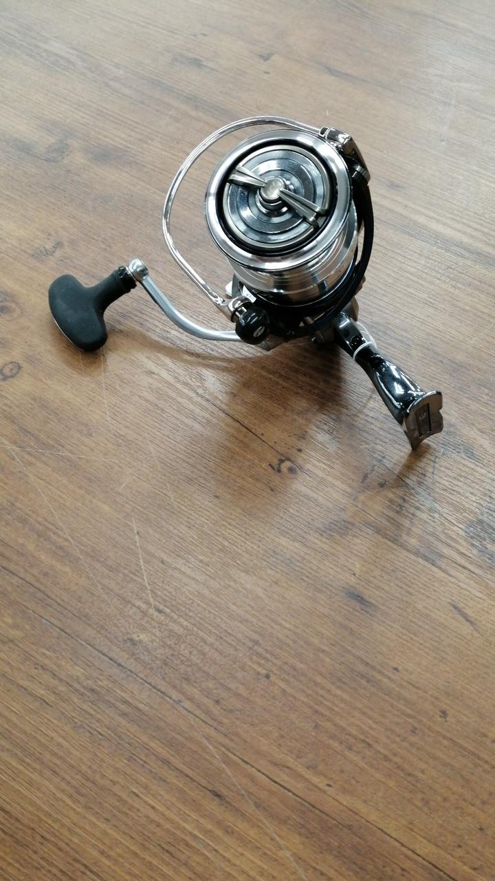 AKIDON DAIWA 18 EXIST LT 3000-CH Катушка Daiwa 18 Exist LT 3000-CH