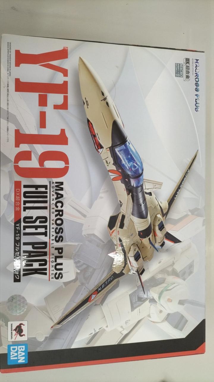 BANDAI DX Chogokin Macross Plus YF-19 Full Set Pack