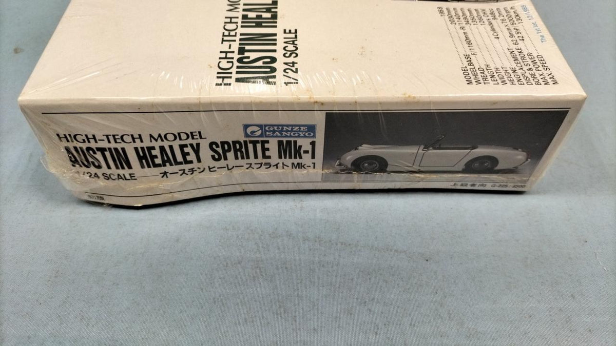 Gunze Sangyo Austin Hearace Sprite MK-1 1/24 - Banzai Thrifting | BanzaiHobby