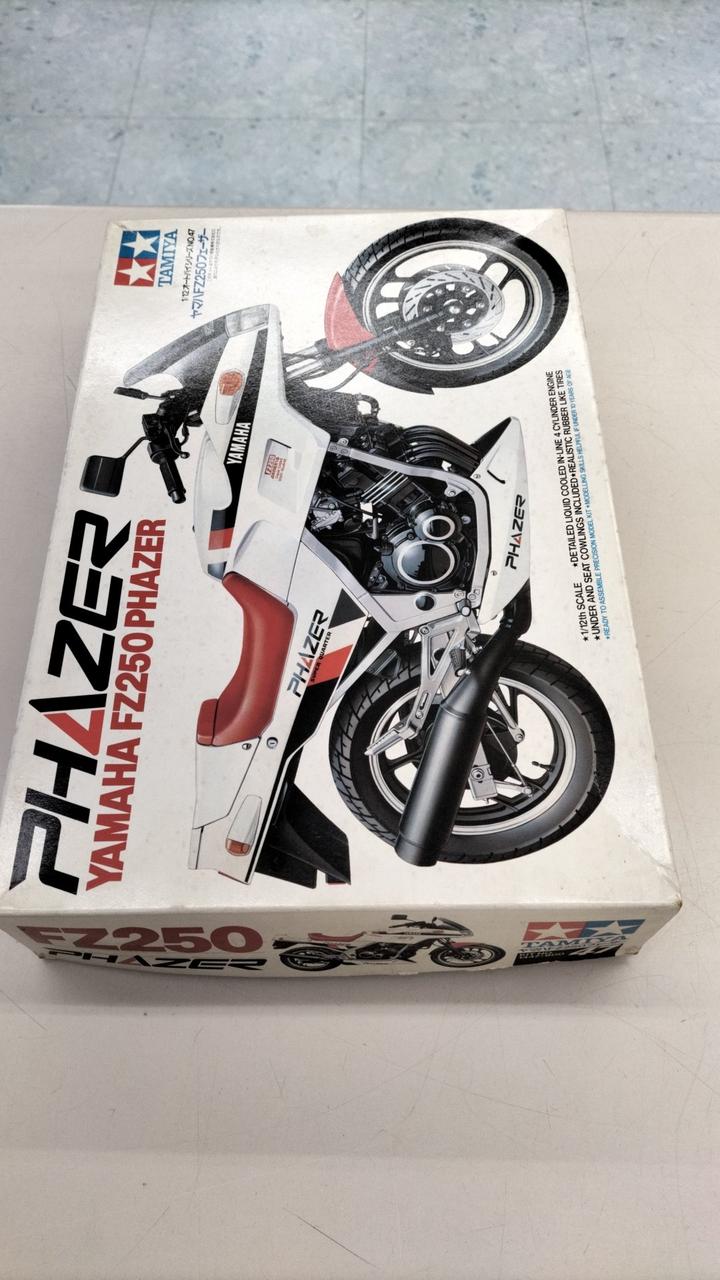 TAMIYA Plastic Model Yamaha FZ250 Phaser - Banzai Thrifting | BanzaiHobby