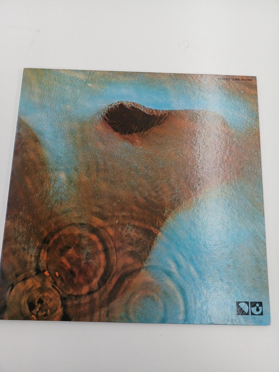 TOSHIBA EMI LP record MEDDLE