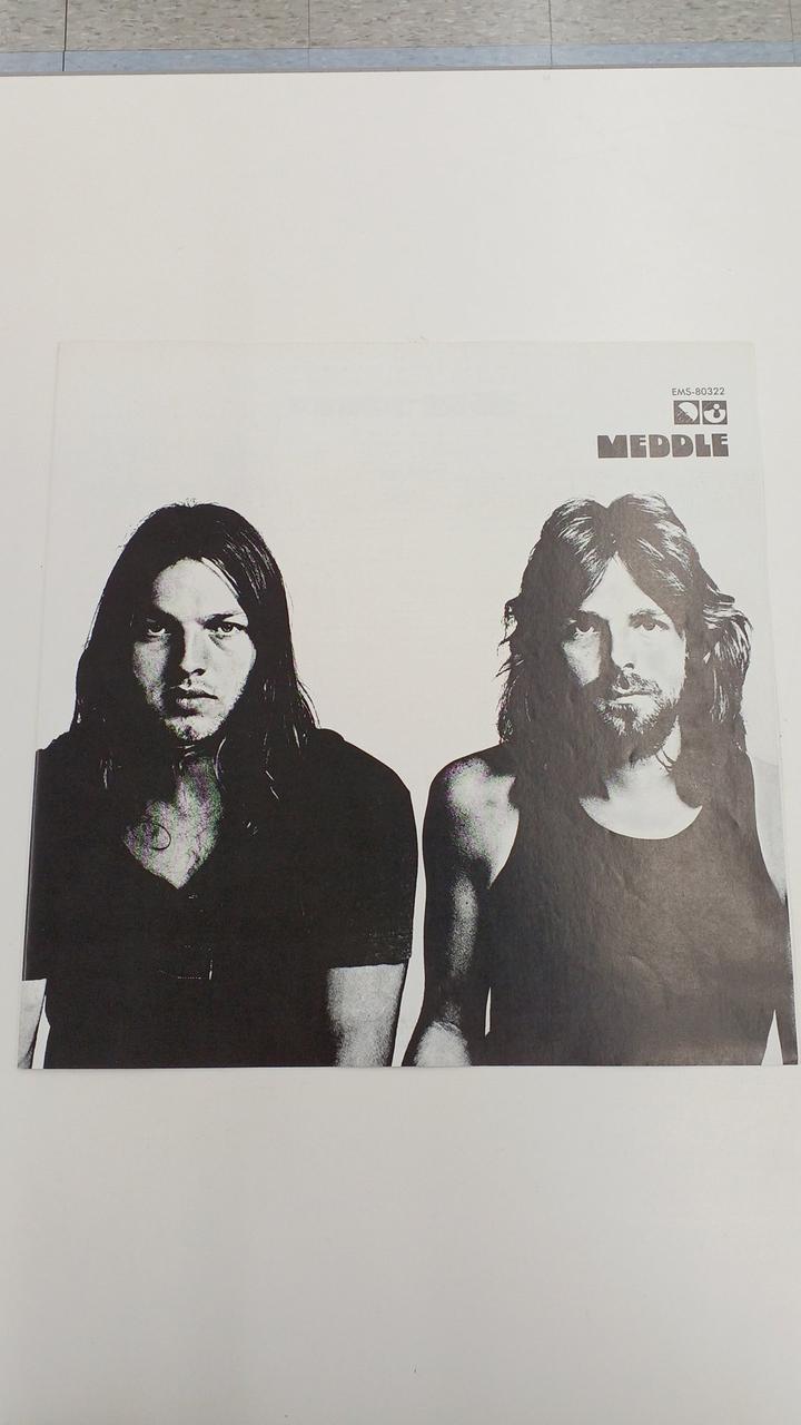 TOSHIBA EMI LP record MEDDLE