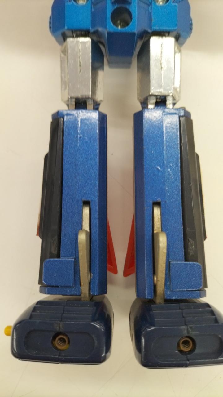Poppy Dunguard A Chogokin Season 1 Only with Parts