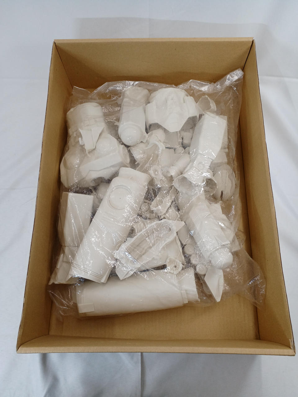 Kaiyodo Mega Soft Vinyl (Unassembled) Chodenji Robo Combattler V - Kaiyodo Banzai Hobby
