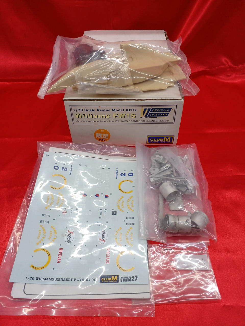 CLUB M 1/20 Scale Garage Kit WILLIAMS RENAULT FW16 - Banzai Thrifting | BanzaiHobby