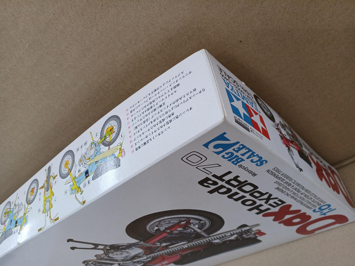 TAMIYA 1/6 Dax HONDA ST70 Plastic Model - Banzai Thrifting | BanzaiHobby